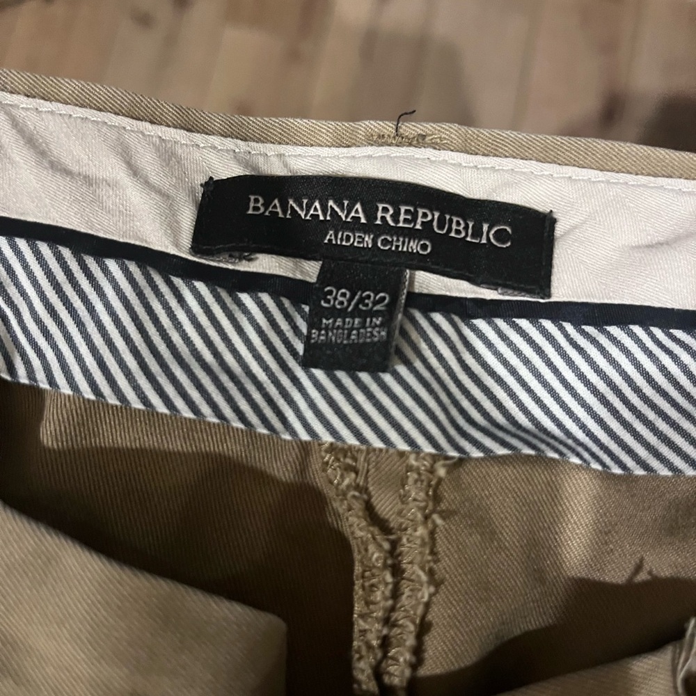 Banana Republic Khaki Chinos